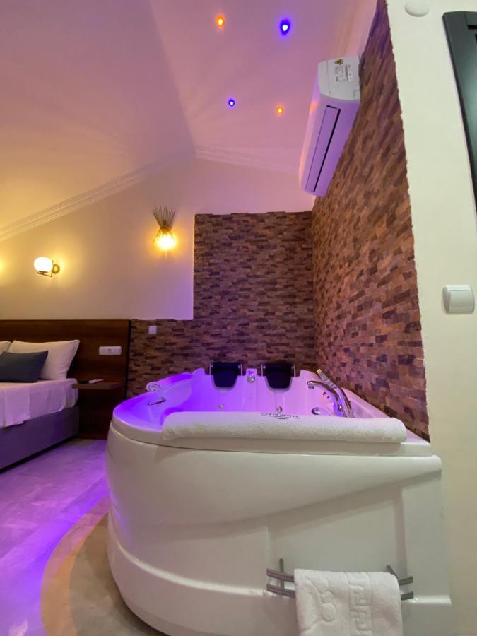 Nefis Hotel Oeluedeniz 外观 照片